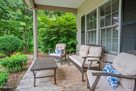 44 Willowbrook Terrace Halfmoon NY 12065