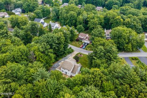 44 Willowbrook Terrace Halfmoon NY 12065