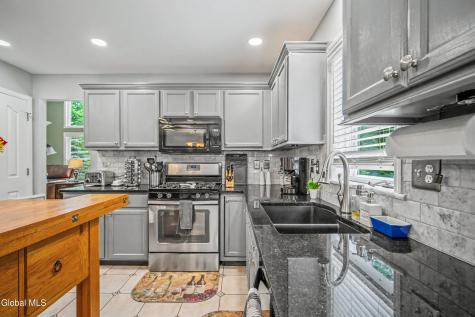 44 Willowbrook Terrace Halfmoon NY 12065