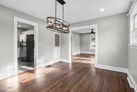 21 Bruen Court Rensselaer NY 12144