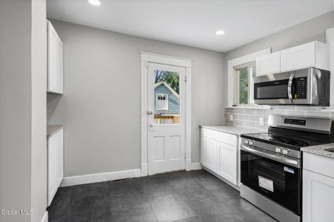 21 Bruen Court Rensselaer NY 12144