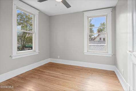 21 Bruen Court Rensselaer NY 12144