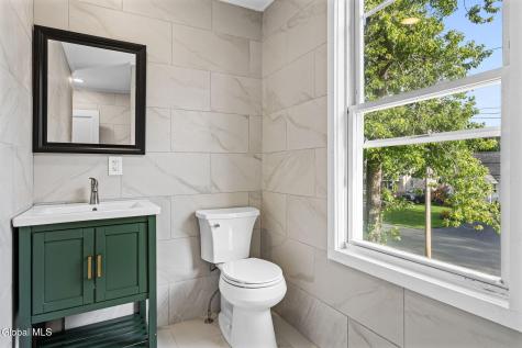21 Bruen Court Rensselaer NY 12144