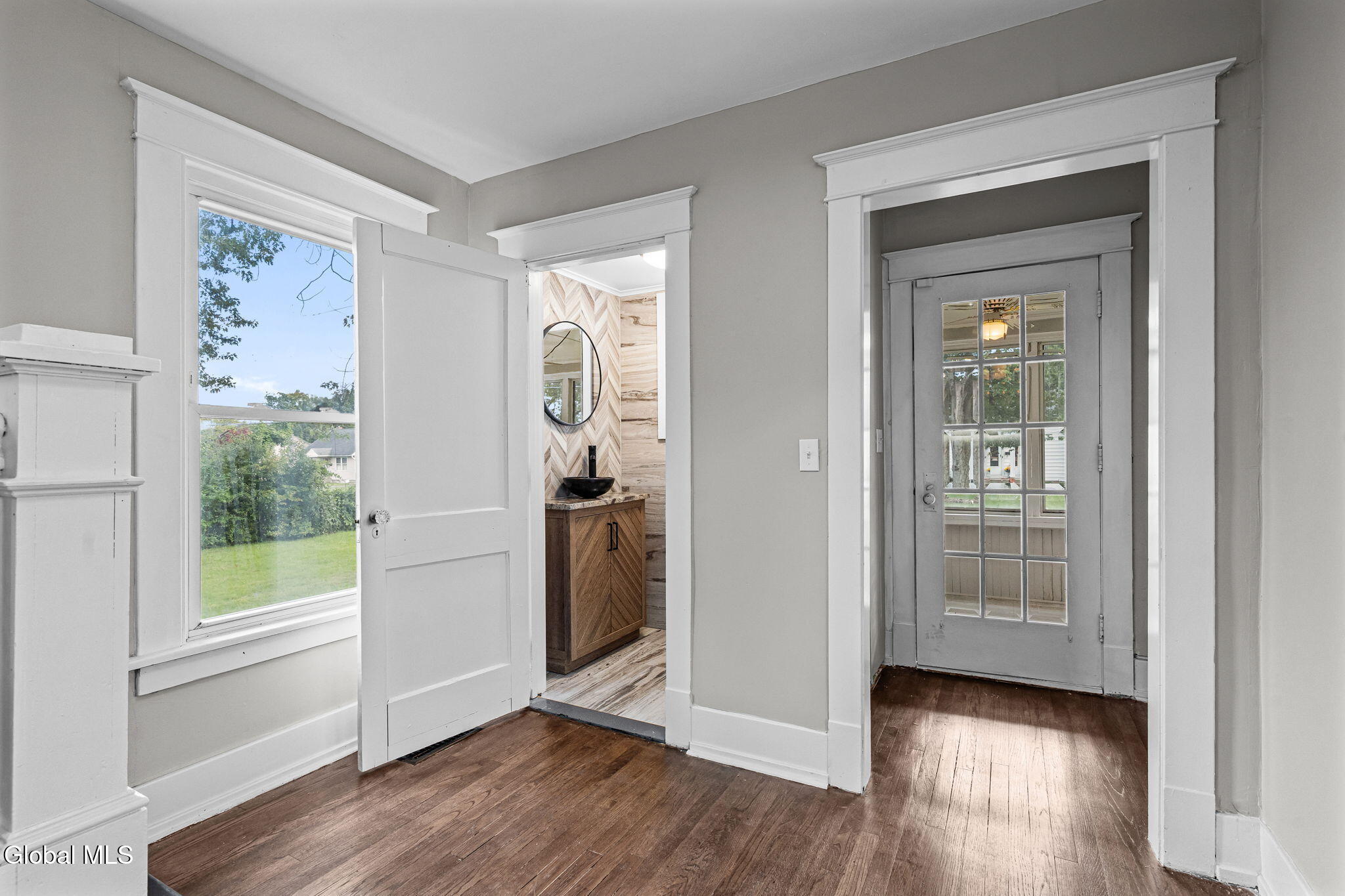 21 Bruen Court Rensselaer NY 12144