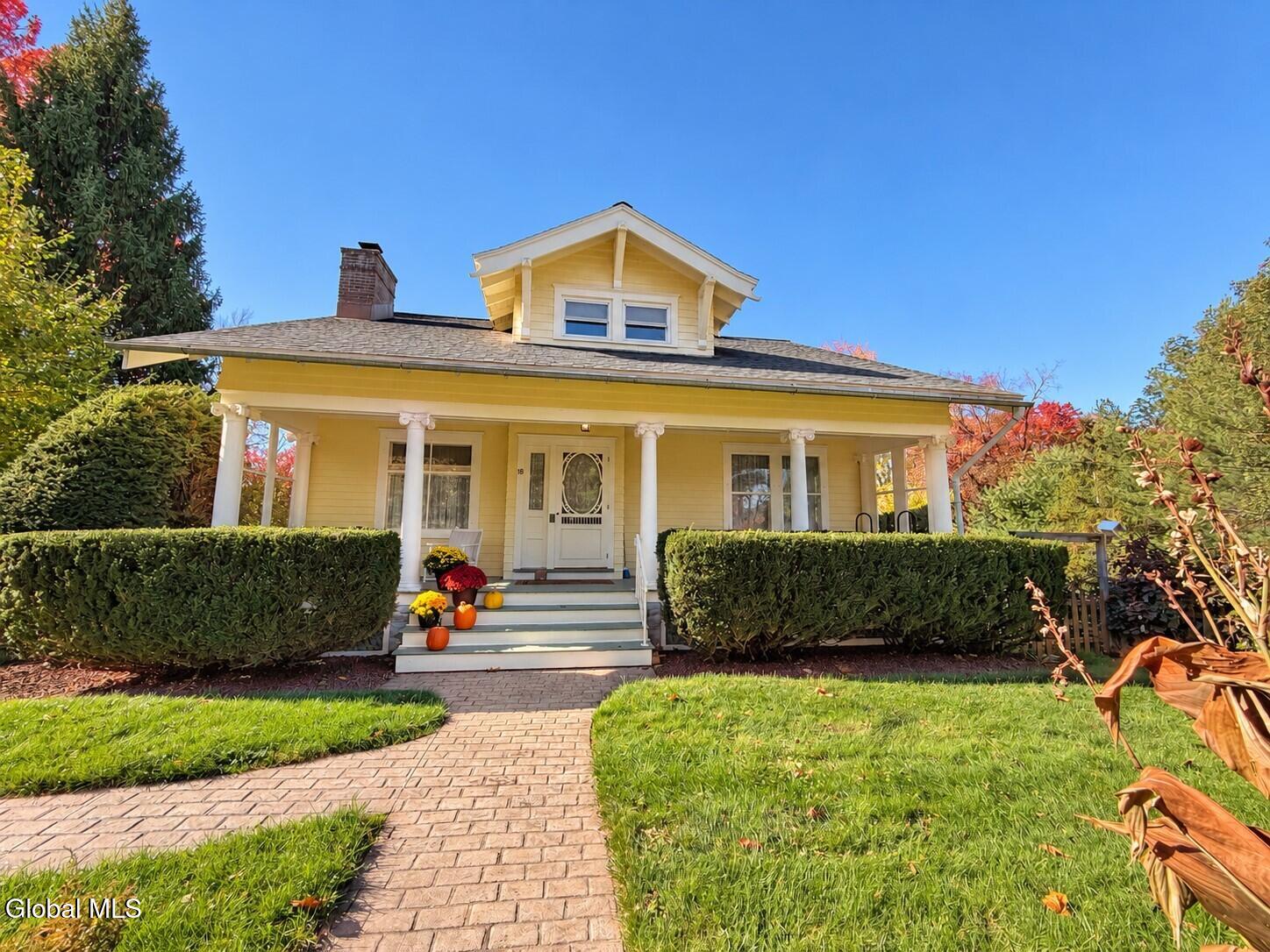 18 Orient Avenue Averill Park NY 12018