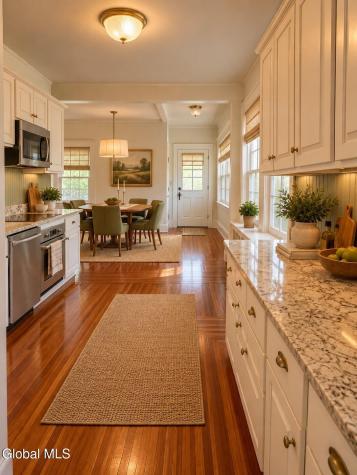 18 Orient Avenue Averill Park NY 12018