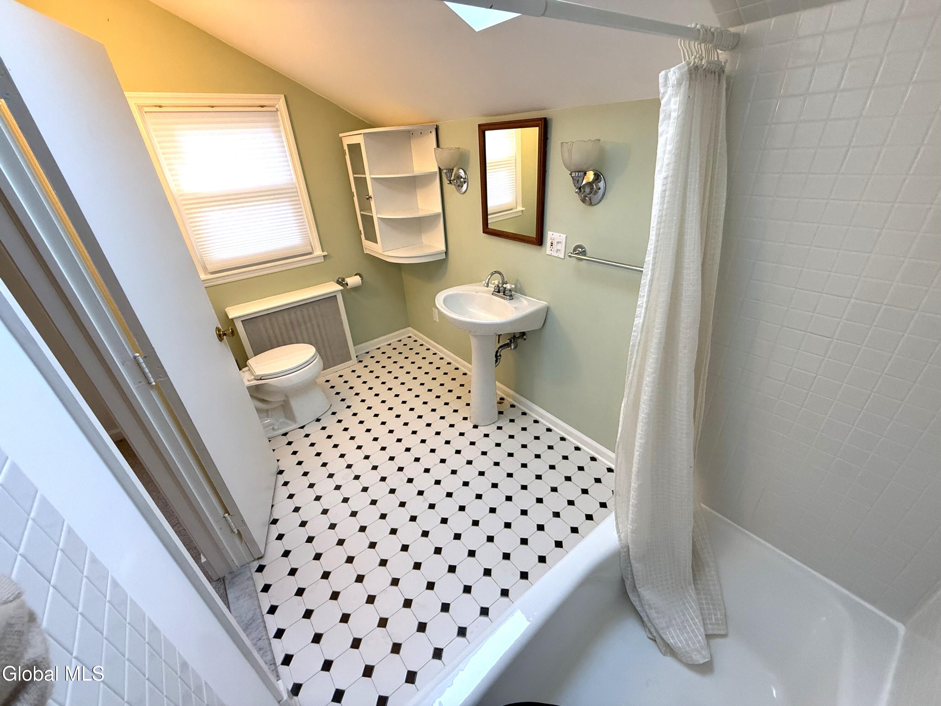 18 Orient Avenue Averill Park NY 12018