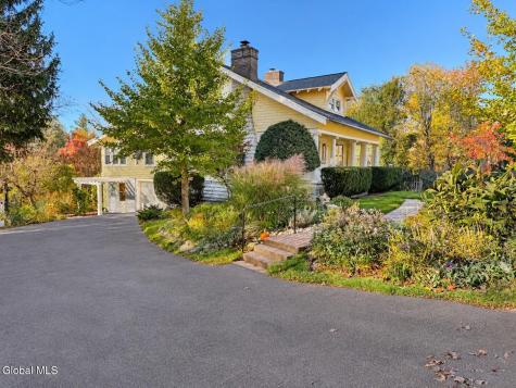 18 Orient Avenue Averill Park NY 12018