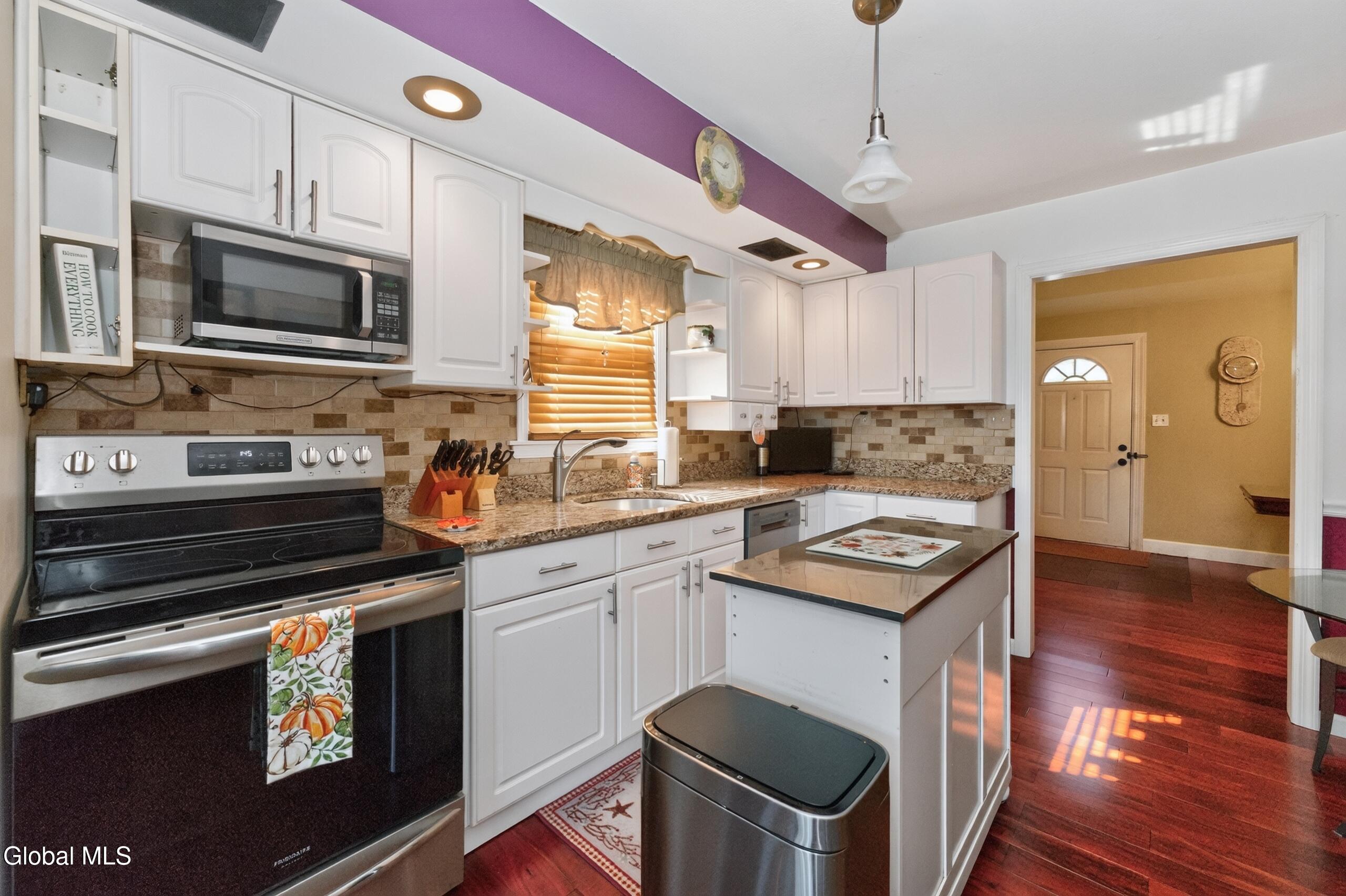473 Bradford Road Schenectady NY 12304