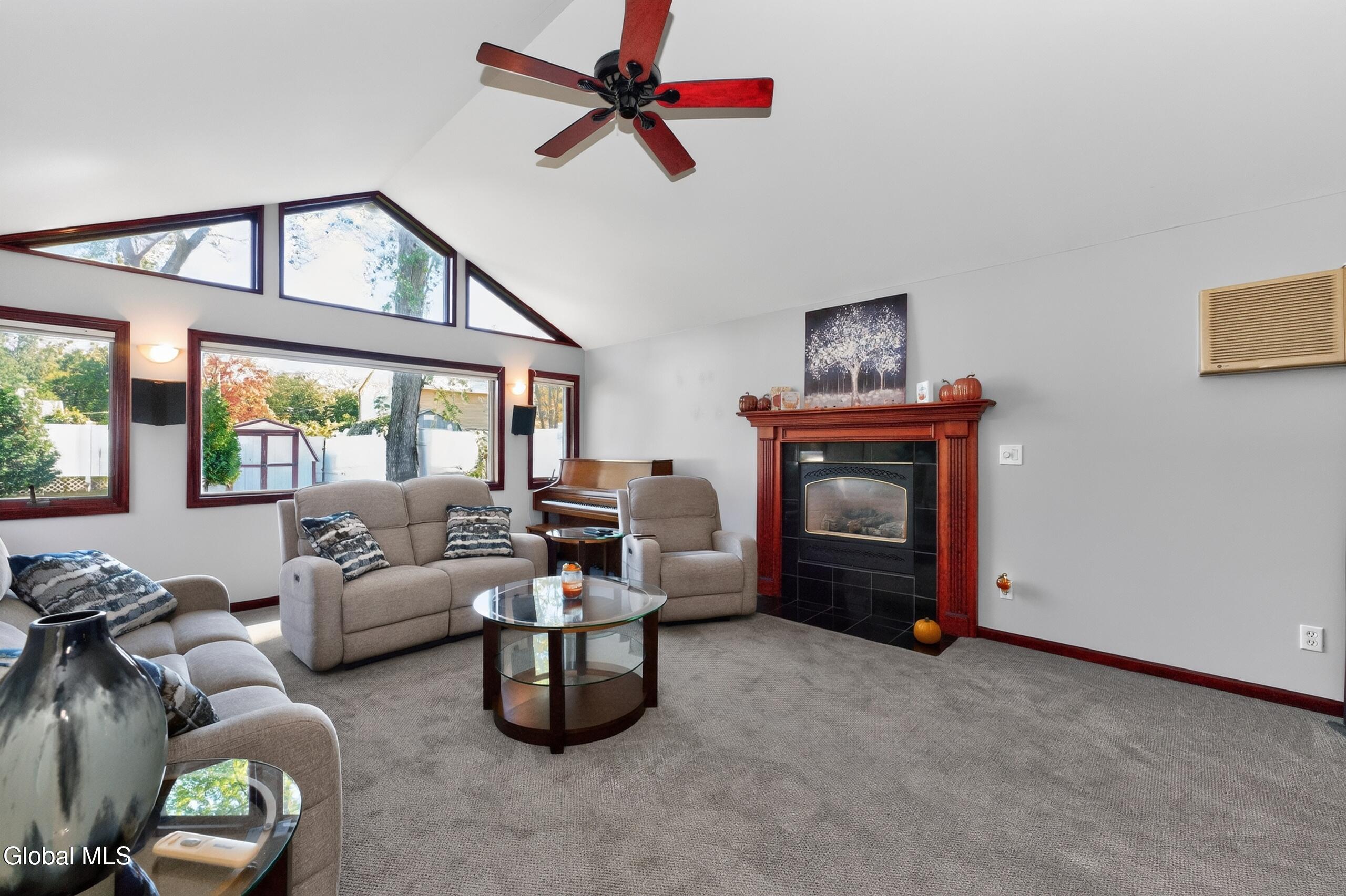 473 Bradford Road Schenectady NY 12304