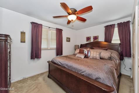 473 Bradford Road Schenectady NY 12304