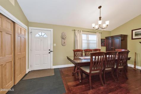 473 Bradford Road Schenectady NY 12304