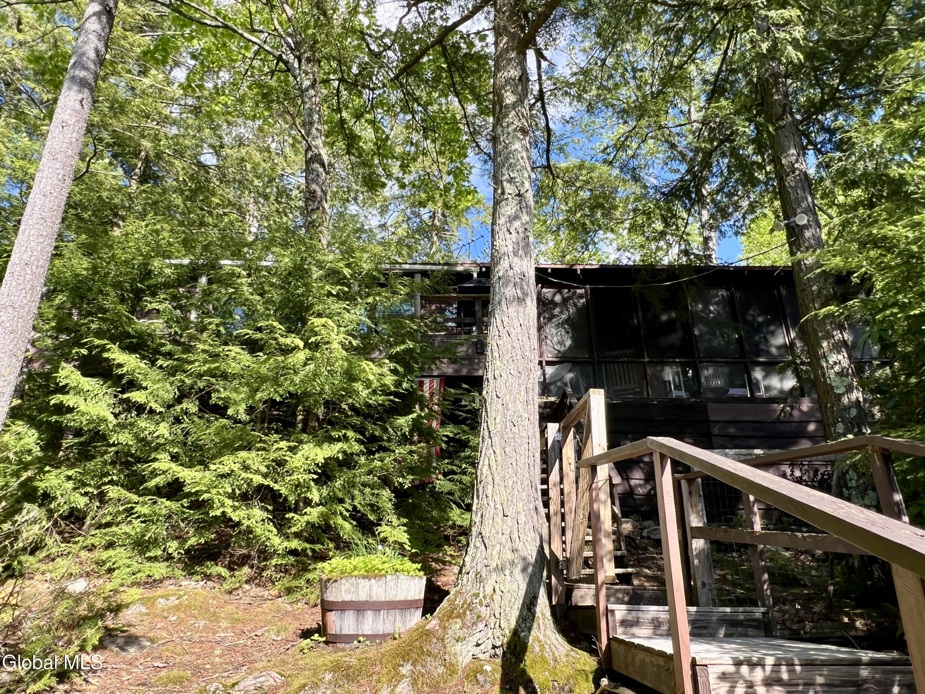5317 .8 Mile Way Putnam NY 12861