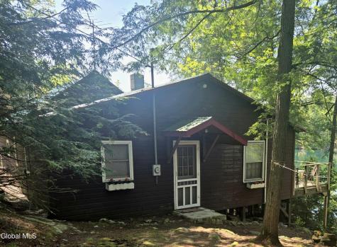 5317 .8 Mile Way Putnam NY 12861