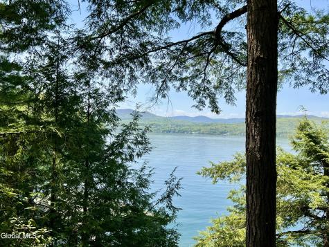 5317 .8 Mile Way Putnam NY 12861