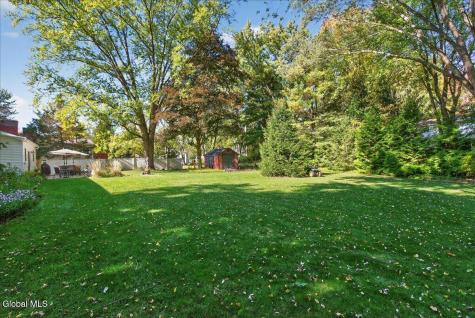 26 Valdepenas Lane Clifton Park NY 12065