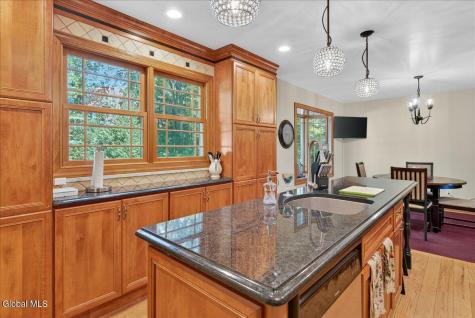 26 Valdepenas Lane Clifton Park NY 12065