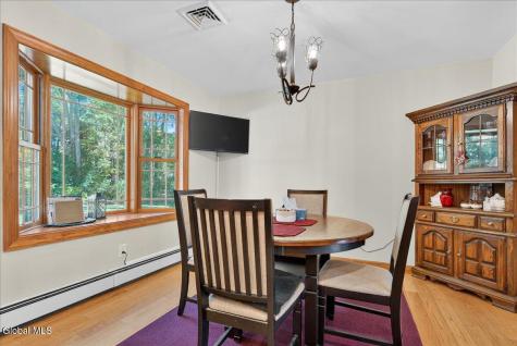 26 Valdepenas Lane Clifton Park NY 12065