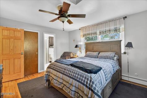 26 Valdepenas Lane Clifton Park NY 12065