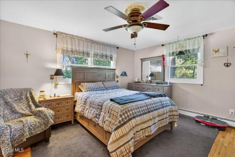 26 Valdepenas Lane Clifton Park NY 12065