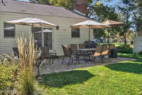 26 Valdepenas Lane Clifton Park NY 12065