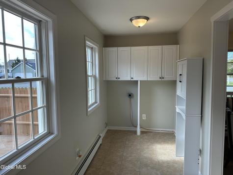 1825 Greenpoint Avenue Rotterdam NY 12303