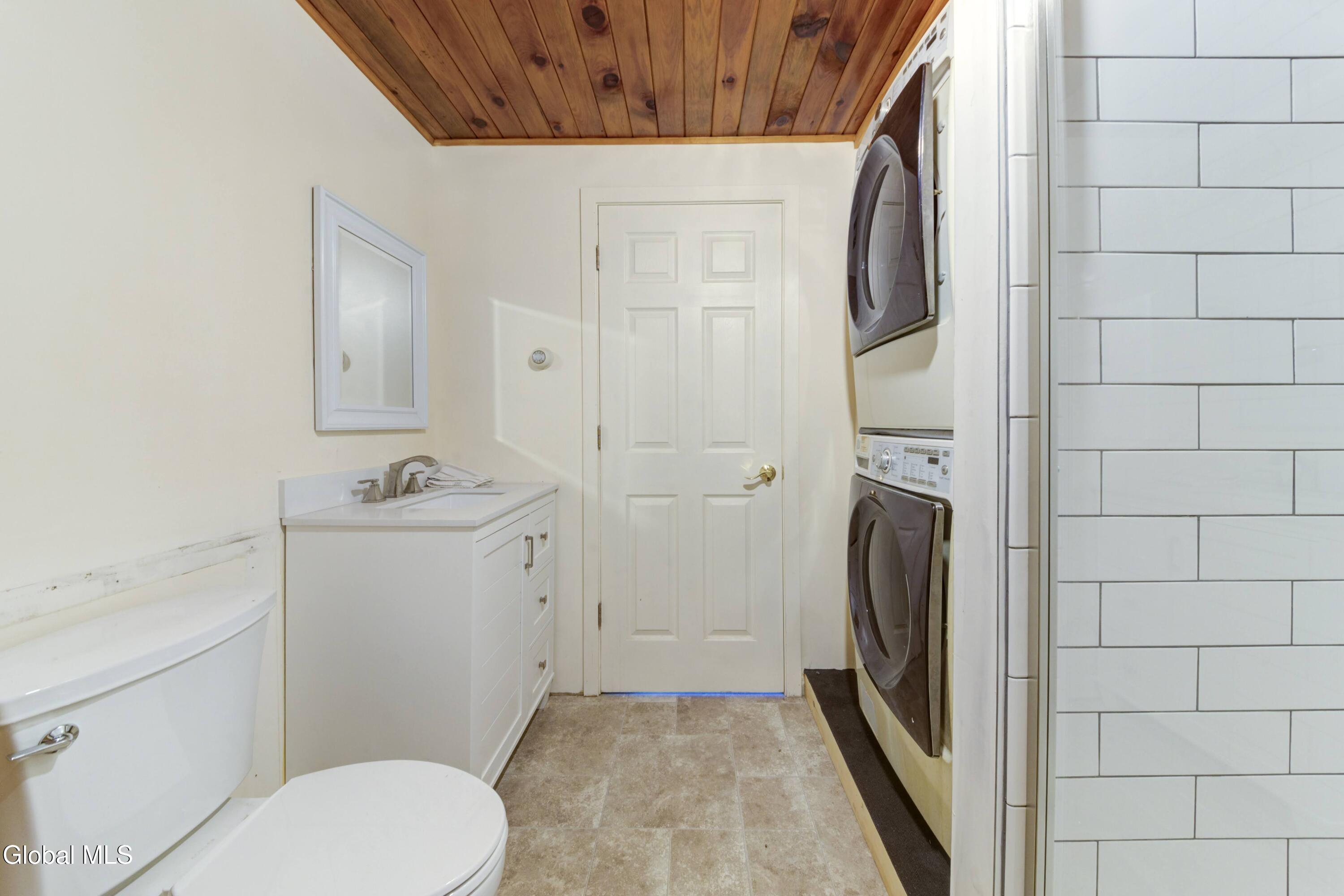 10 Brookside Way Greenville NY 12083