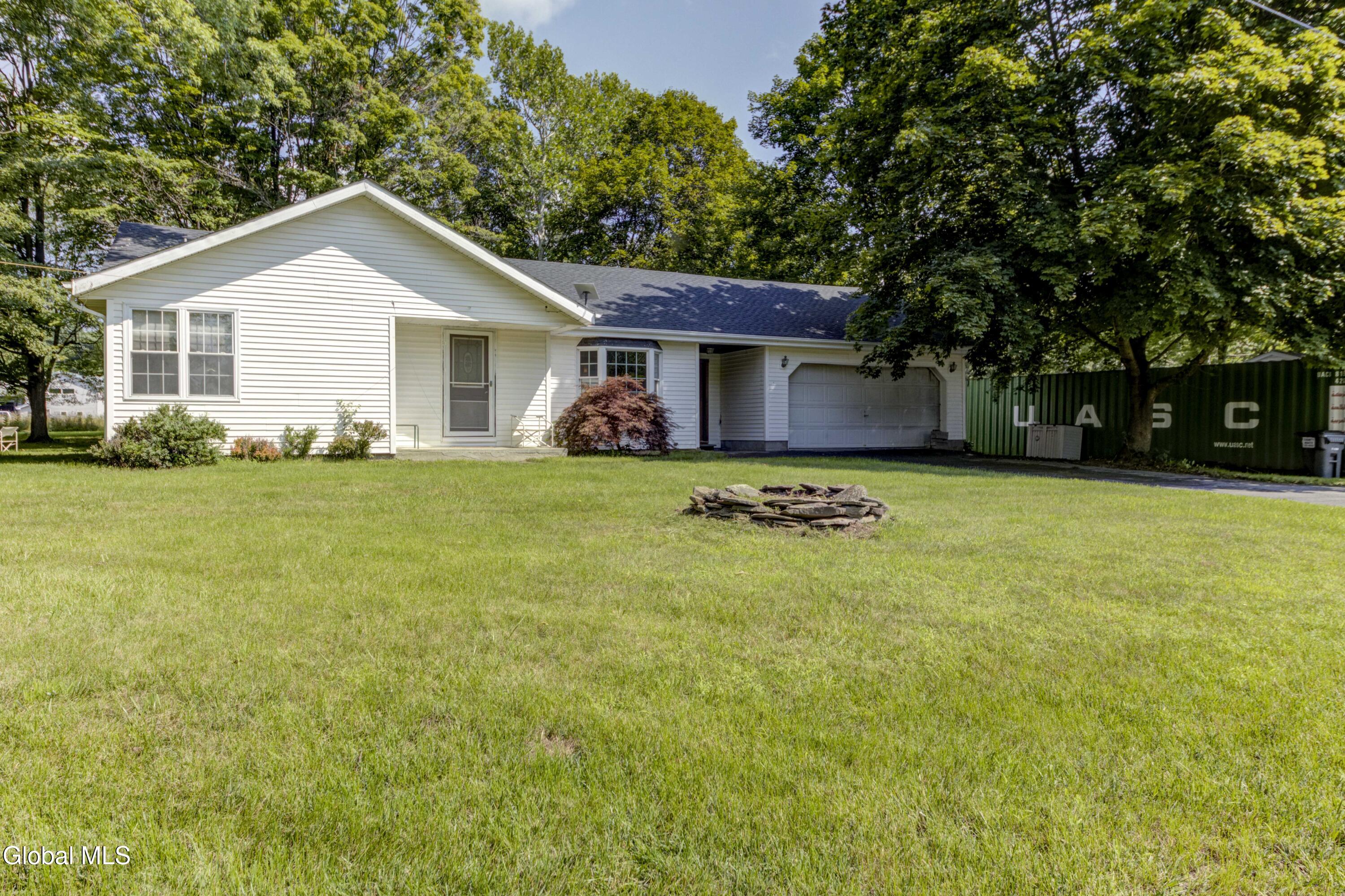 10 Brookside Way Greenville NY 12083