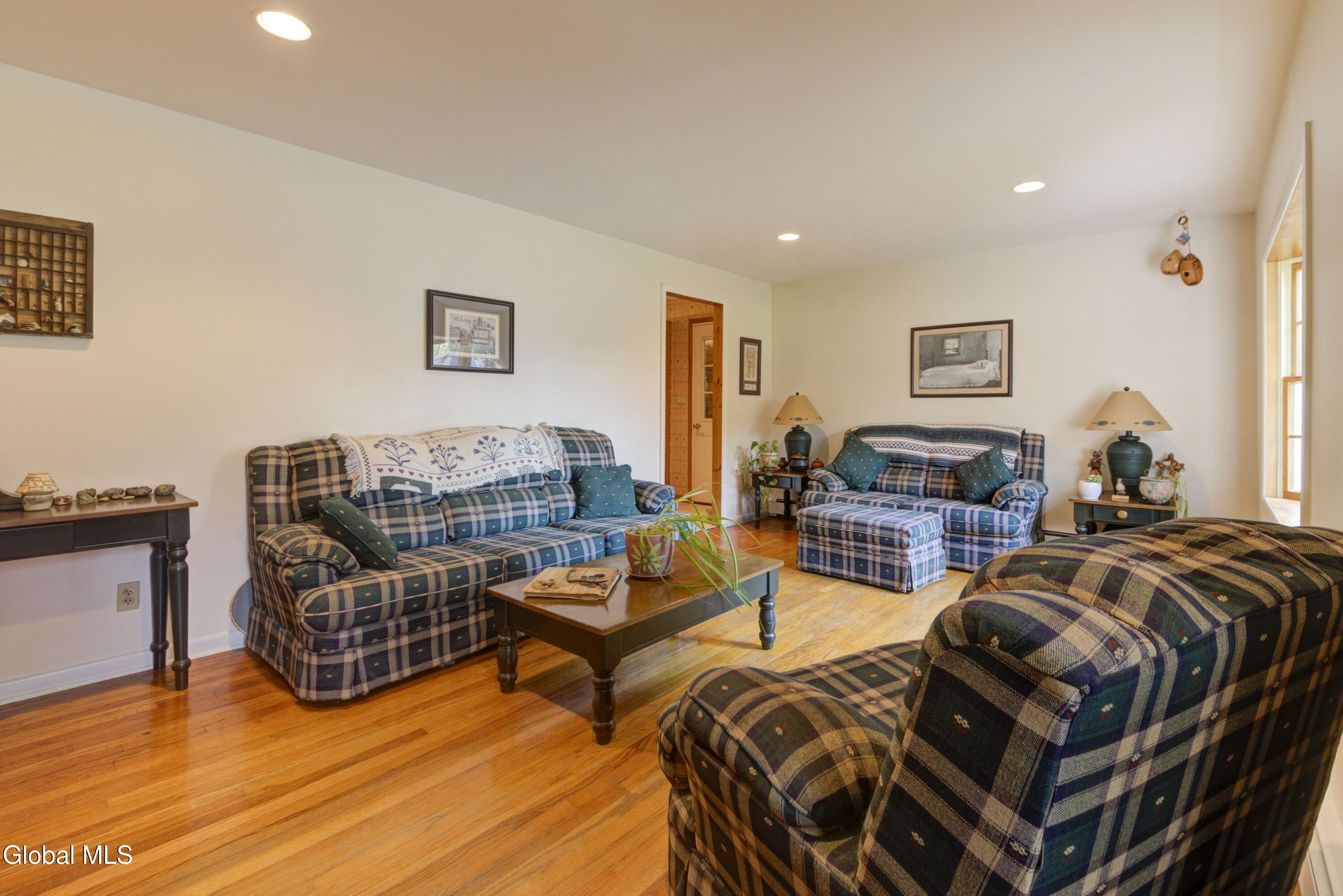 10 Brookside Way Greenville NY 12083