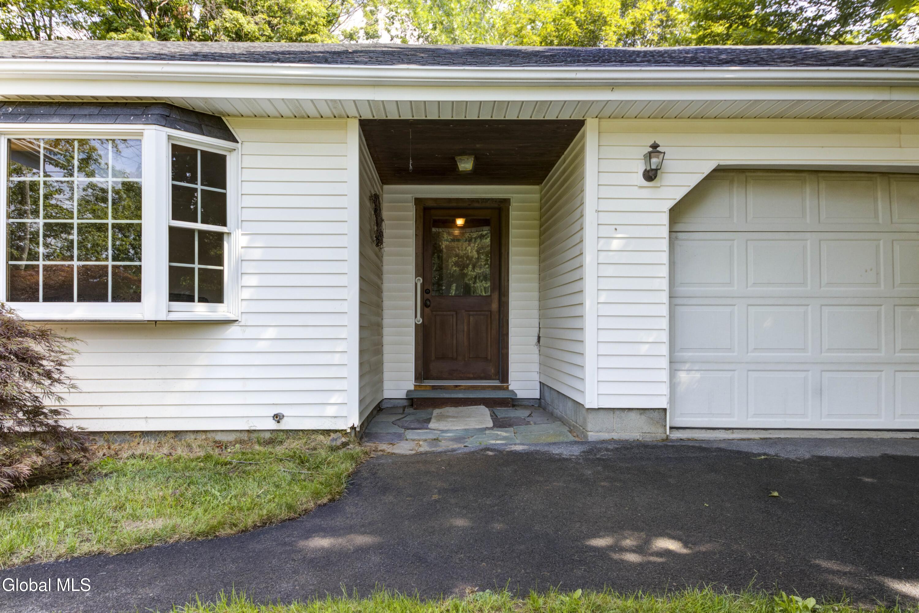 10 Brookside Way Greenville NY 12083