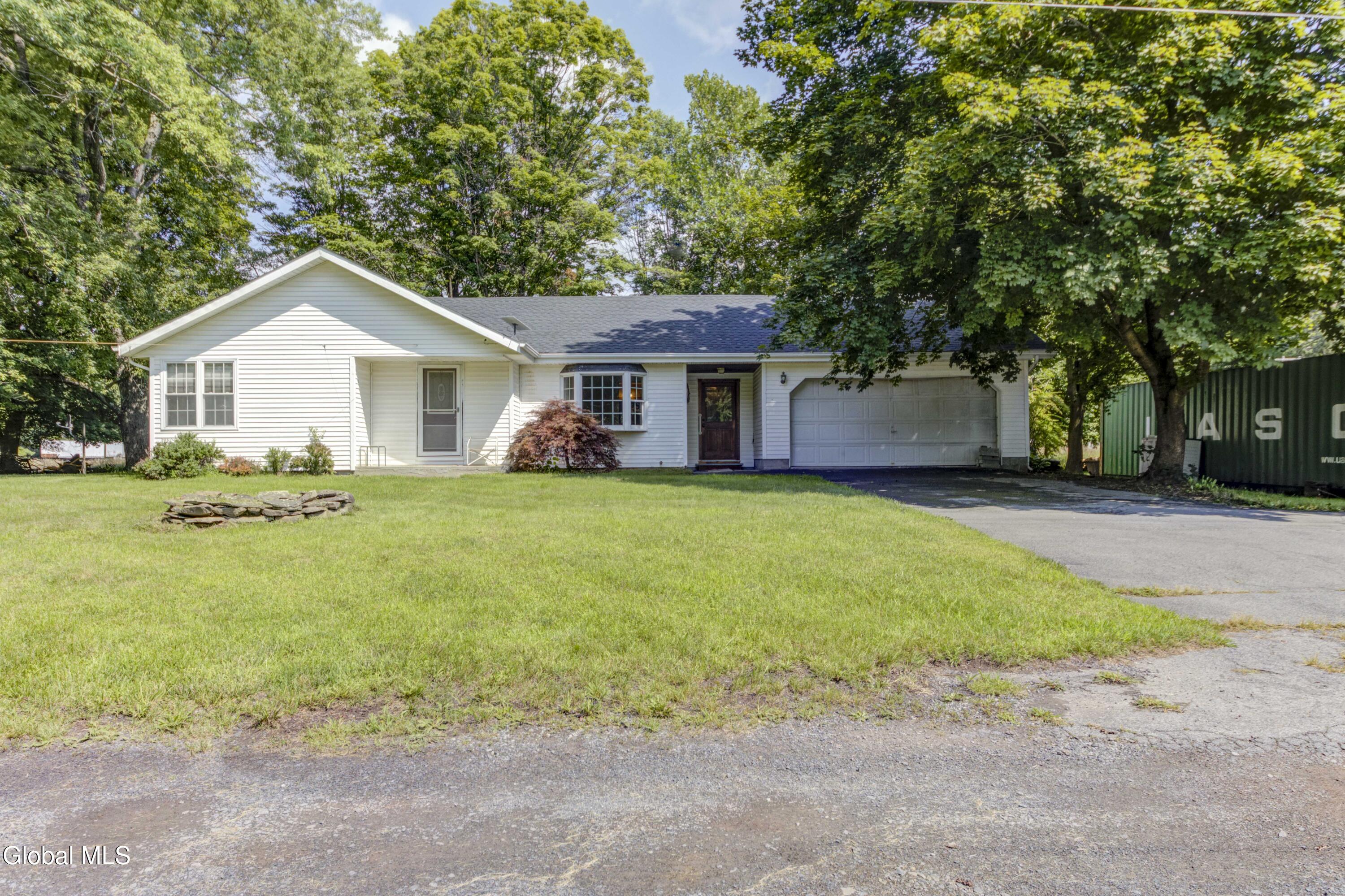 10 Brookside Way Greenville NY 12083