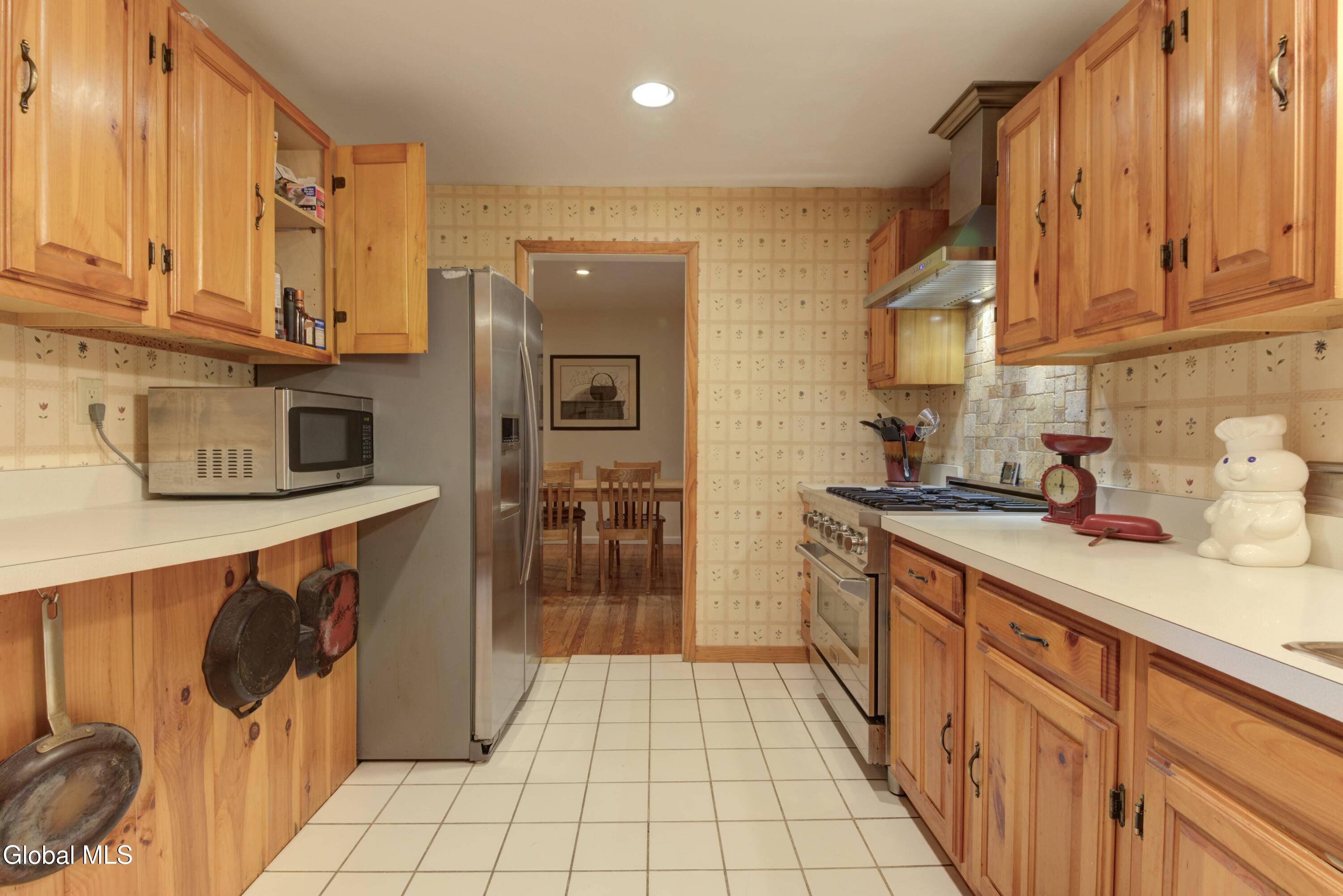 10 Brookside Way Greenville NY 12083