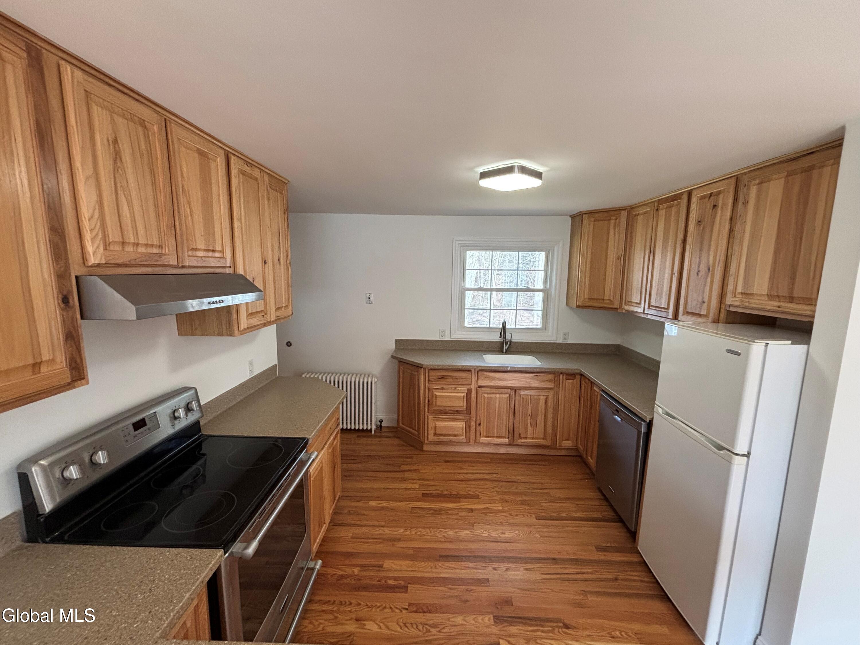 3067 Sunset Lane Schenectady NY 12303