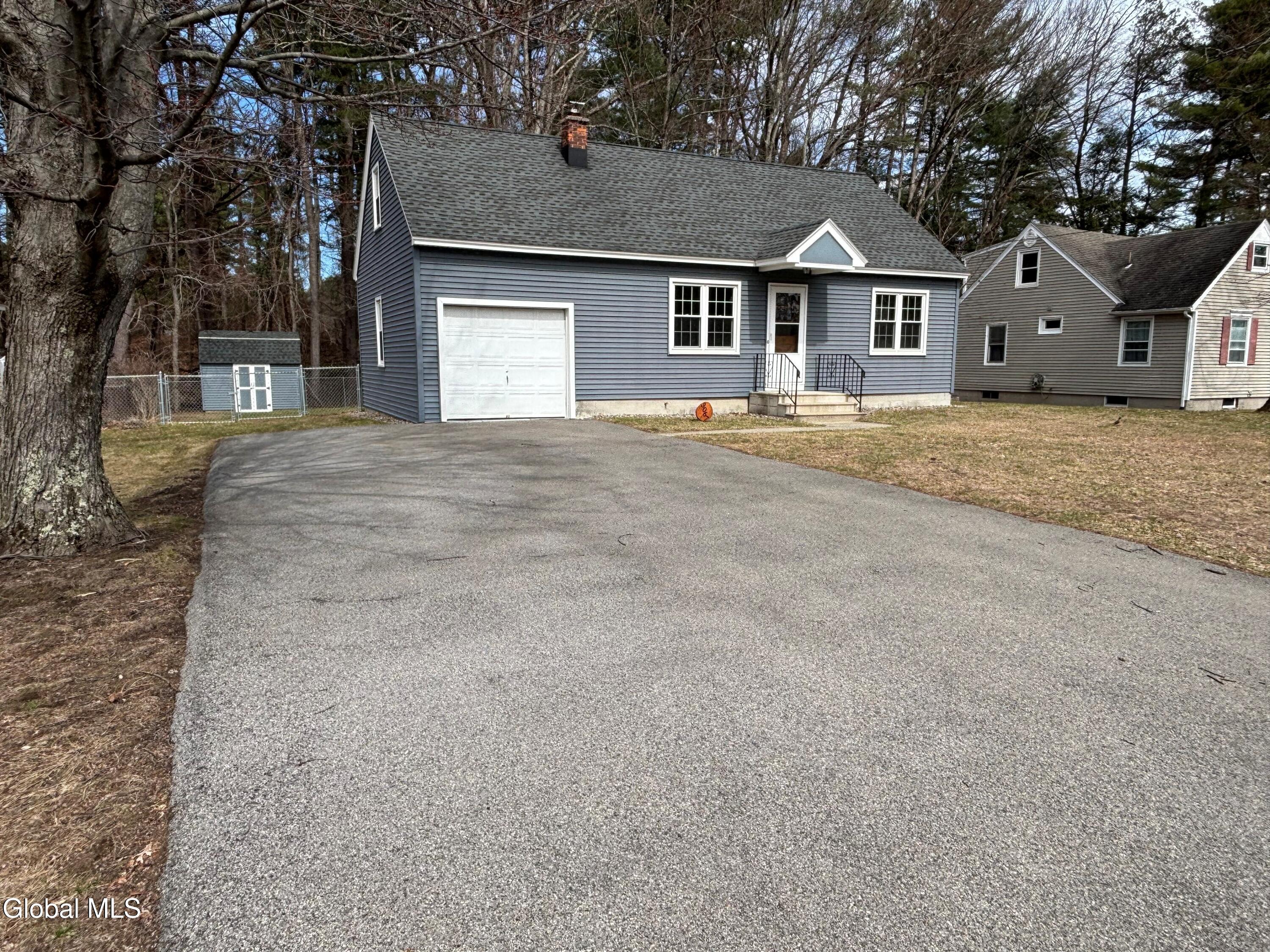 3067 Sunset Lane Schenectady NY 12303