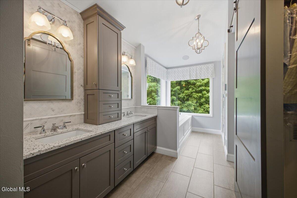 11 Aspen Ridge Queensbury NY 12804