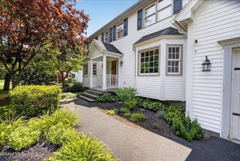 3 Cindy Lane Clifton Park NY 12065