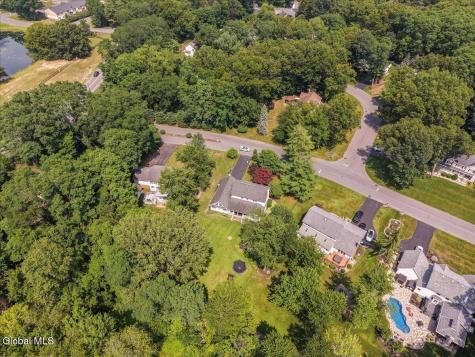 3 Cindy Lane Clifton Park NY 12065