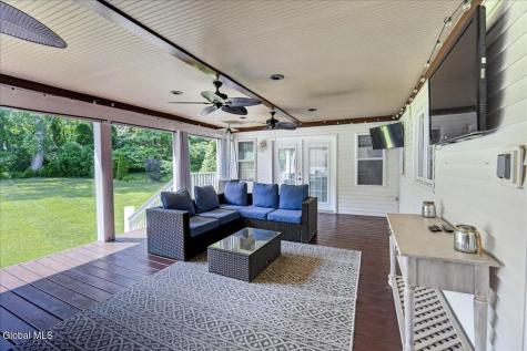 3 Cindy Lane Clifton Park NY 12065
