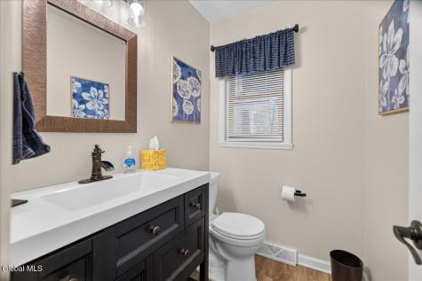 3 Cindy Lane Clifton Park NY 12065
