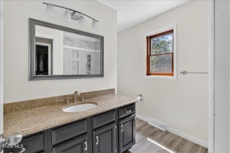 3 Cindy Lane Clifton Park NY 12065