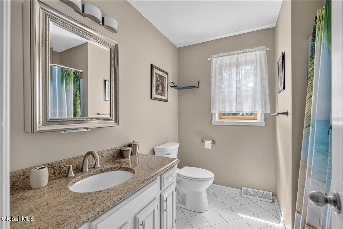 3 Cindy Lane Clifton Park NY 12065