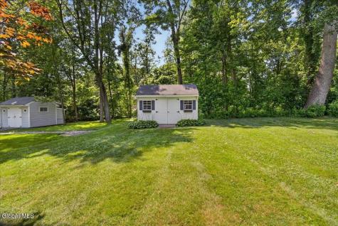 3 Cindy Lane Clifton Park NY 12065