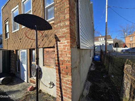 38 Sloan Street Albany NY 12202