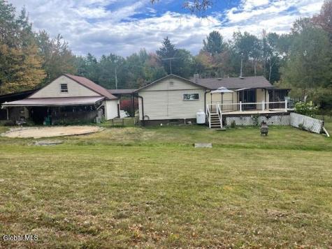 2696 Ny Highway 2 Cropseyville NY 12052