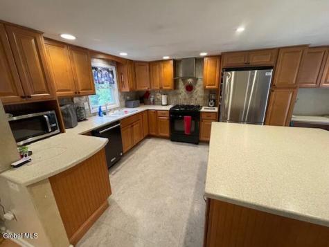 2696 Ny Highway 2 Cropseyville NY 12052