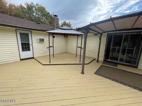 2696 Ny Highway 2 Cropseyville NY 12052