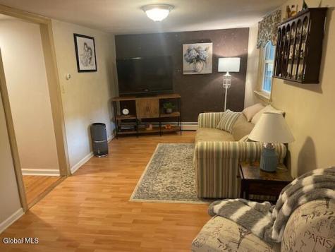 2696 Ny Highway 2 Cropseyville NY 12052