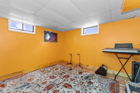 19 Sheffield Road Glenville NY 12302