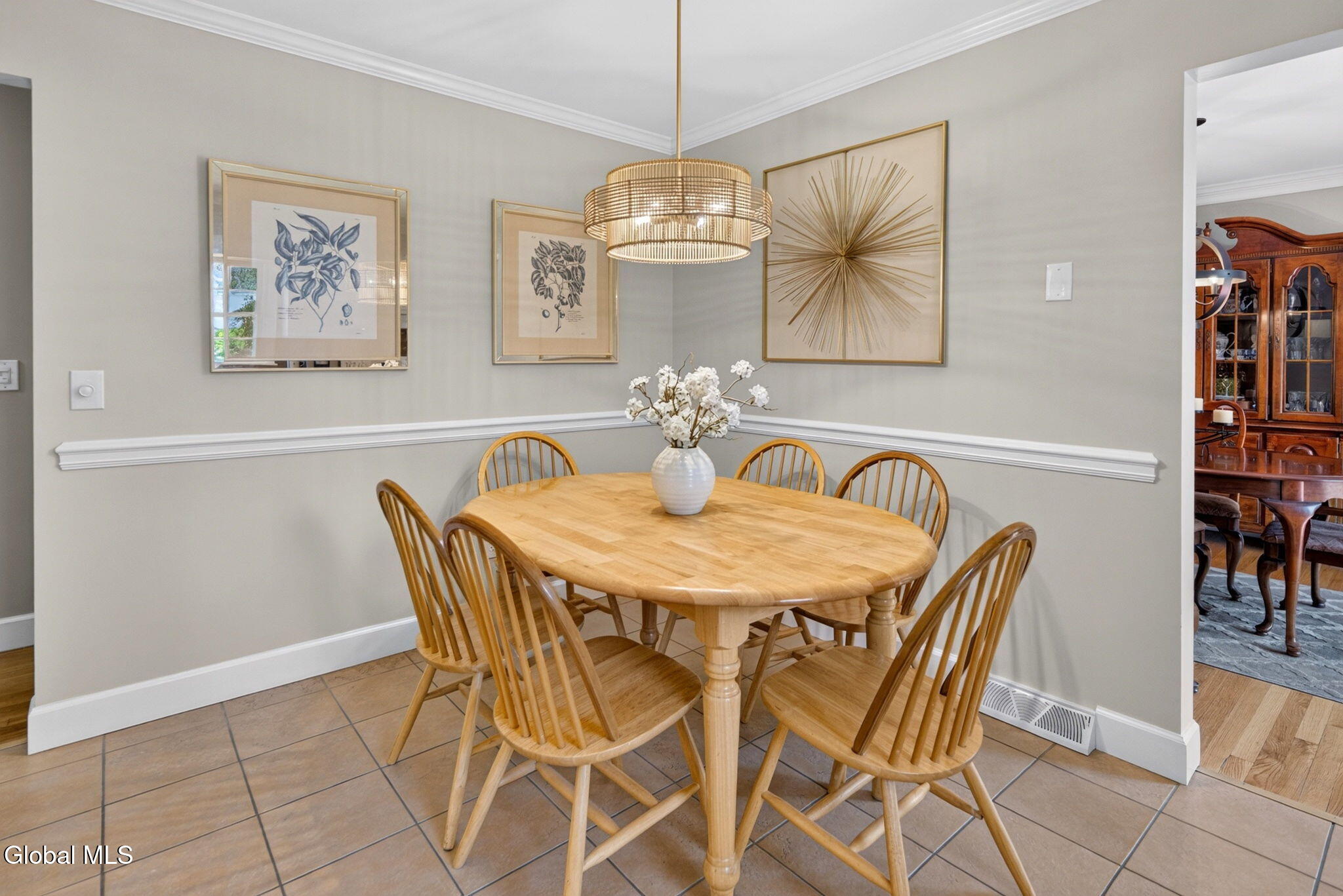 4 Farmingdale Road Latham NY 12110