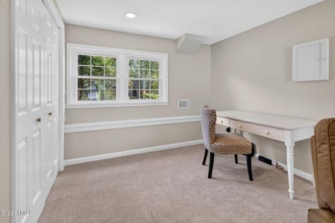 4 Farmingdale Road Latham NY 12110